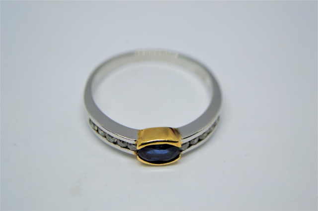 18ct Sapphire and Diamond Ring.