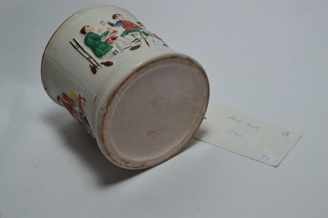 Discover our wide range of frog mugs, perfect for any occasion. Our available in various designs and sizes. Shop now to add a unique touch to your morning routine!