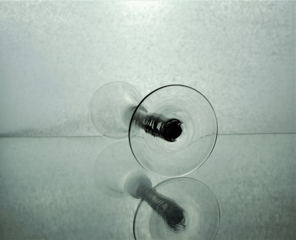 Discover our exquisite Georgian Bell Bowl Opaque Multi Twist Stem Drinking Glass. At 15cm high, it's perfect for entertaining. Shop now for your next unique piece!