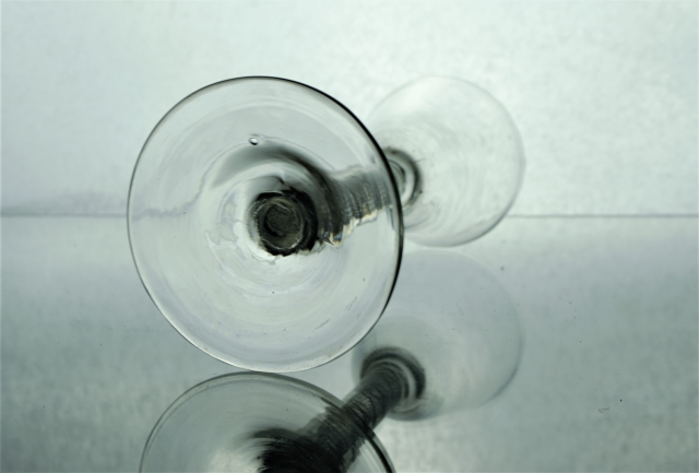 Discover our collection of antique Georgian opaque twist drinking glasses. Sized at 15cm and in excellent condition. Shop now for this circa 1750-60 treasure.