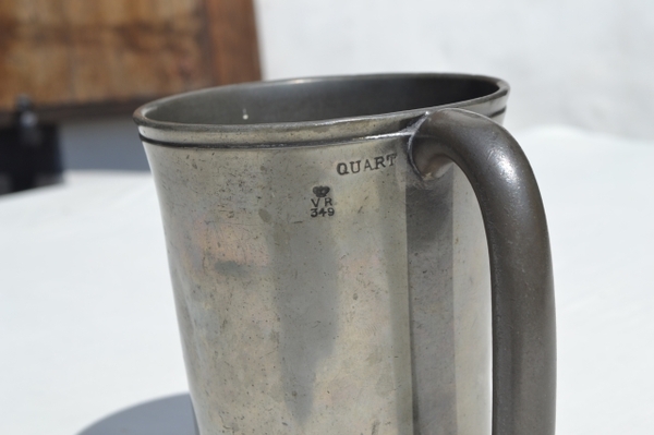 Discover our Victorian pewter tankard, a unique piece from Archway Tavern pub, made by Watts, Euston no. 256. Ideal for historical collectors, shop now!