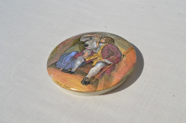 Discover our range of antique Uncle Toby Prattware pot lids (1860-1890) now! Unique designs, perfect for collectors. Shop and add a piece of history to your collection today!