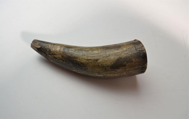 Discover our range of 19th century powder horns, meticulously restored to their original glory. Shop now to experience history in your hands!