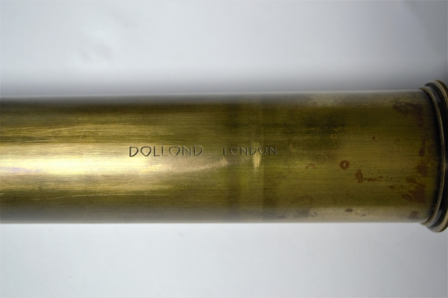 Discover Doland London's vintage five-band telescope from the late 19th/20th century. 106cm long. Explore and buy now!