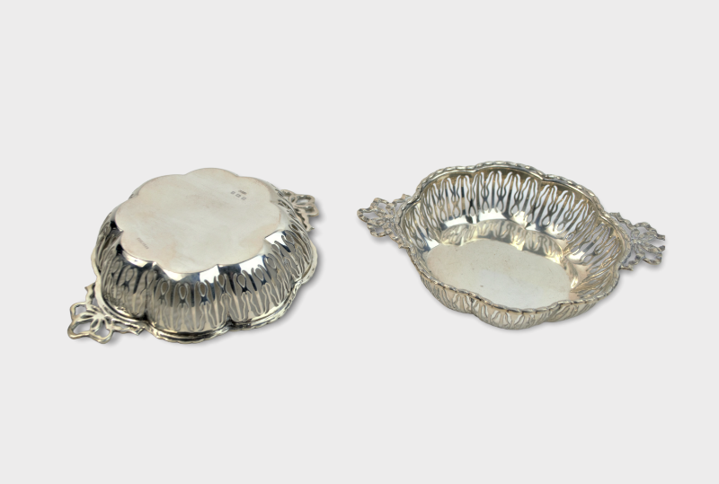 Pair Of Solid Silver Pierced Dishes. Hallmarked Birmingham 1911.