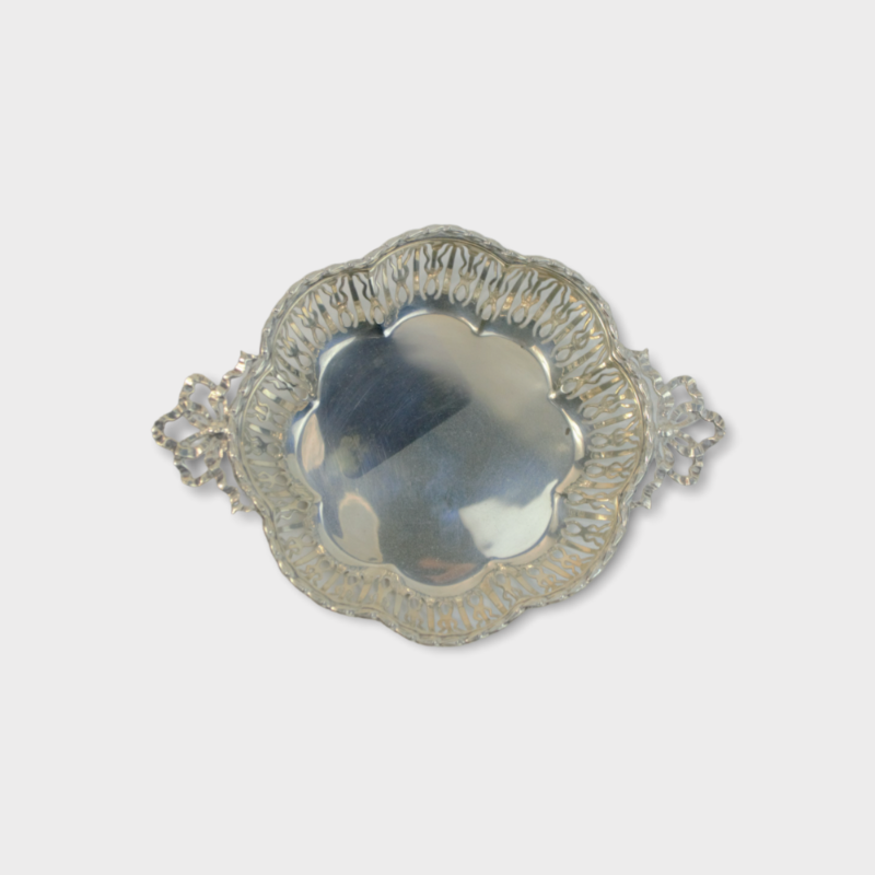 Pair Of Solid Silver Pierced Dishes. Hallmarked Birmingham 1911.