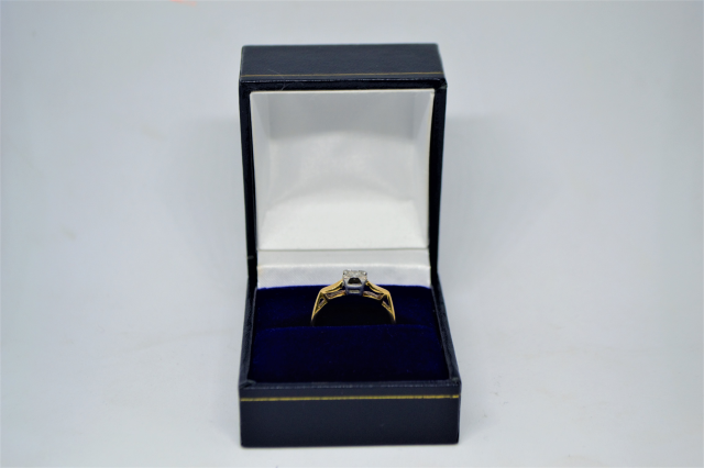 An 18ct Gold With Platinum Setting Solitaire Diamond Ring.