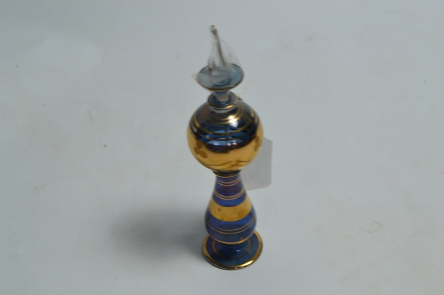 Uncover the perfect signature scent in our extensive perfume bottle collection! Explore sizes, brands, and unique fragrances. Shop now to elevate your aroma!