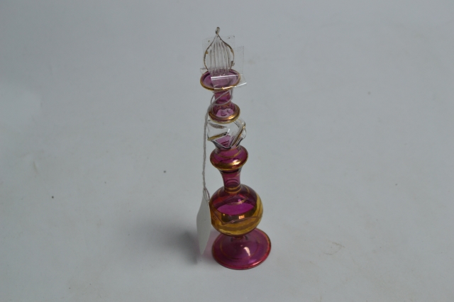 Discover our wide range of luxury perfume bottles! Elegant design meets lasting fragrance. Shop now to find your perfect scent. Make a statement with our products!