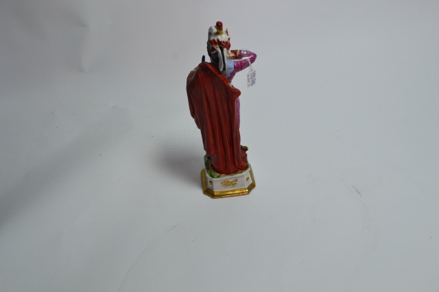 Discover our range of unique Capo de Monte soldiers. Detailed and hand-painted, they make a perfect addition to any collection. Shop now and elevate your display!