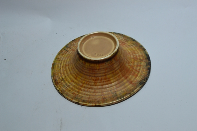 Explore our diverse range of Carlton Ware vases, perfect for any home decor. Uncover exquisite designs, sizes, and colors. Shop now for your ideal match.