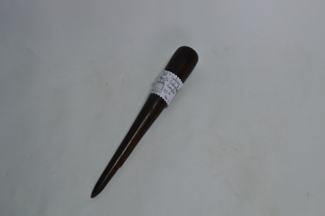 Discover our range of quality Fids for splicing ropes. Shop now to ensure precision and efficiency in your projects. Upgrade your toolkit today!