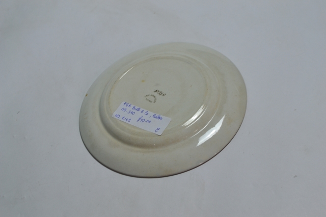 Explore our collection of rare Prattware plates from 1850. Unique designs and excellent condition guaranteed. Start your vintage collection today! Use code ANTIQUE10 for a special discount.