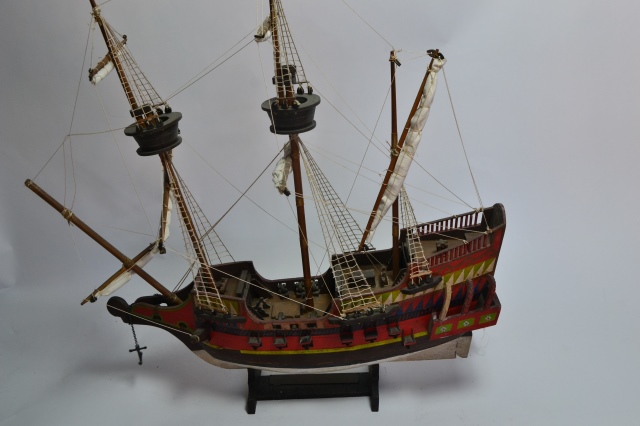 Explore our collection of Gold Hind ship models. Premium quality guarantee. Order your finely crafted replica today and immerse in maritime history!