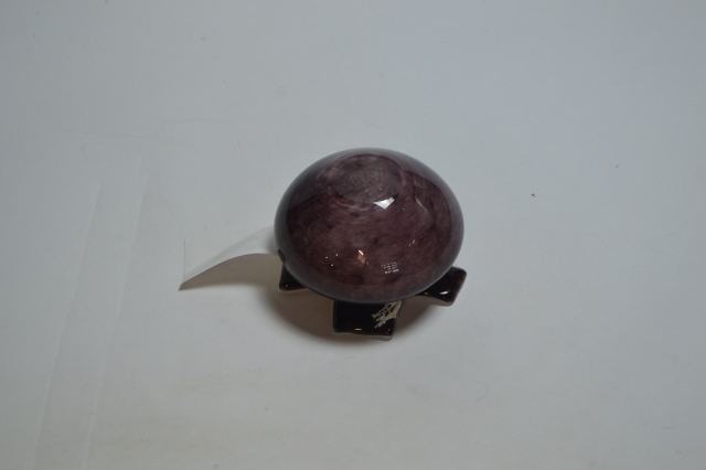 Discover our captivating small amethyst vases. High-quality craftsmanship perfect for your decor. Shop now to beautify your space with elegant amethyst statement pieces.