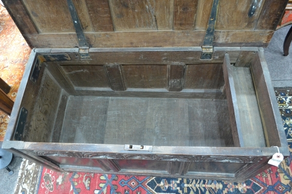 Discover our unique 18th century country oak coffer. Made with panelled and pegged construction and measures 115 x 52cm. Shop now for vintage charm!