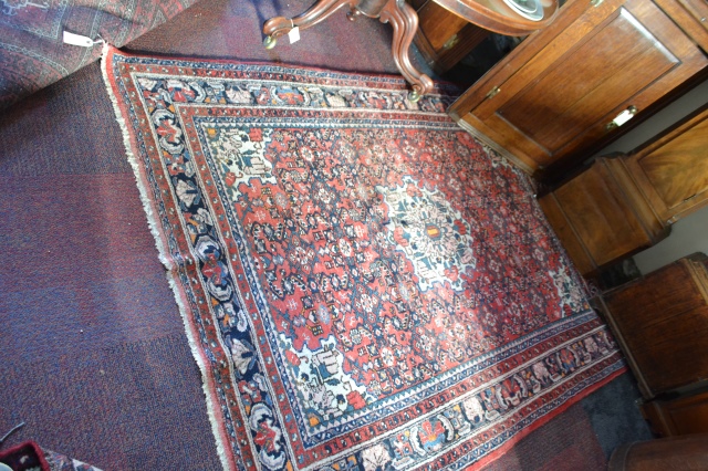 Discover our unique Persian hand made Malaya rug. Measuring 204cm x 153cm, it's a perfect statement piece for any room. Shop today and transform your space!