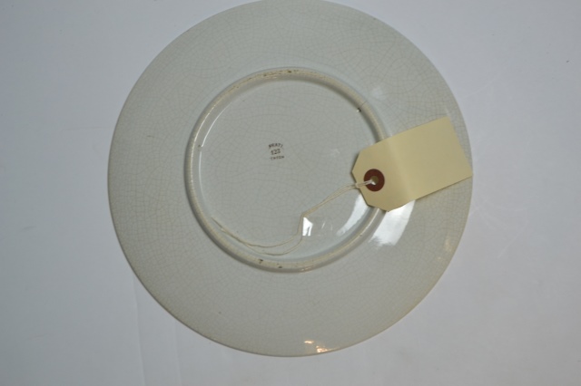 Discover rare and exclusive Prattware plates in our online collection. Highly-detailed specifications provided. Buy now for your elegant tableware collection!