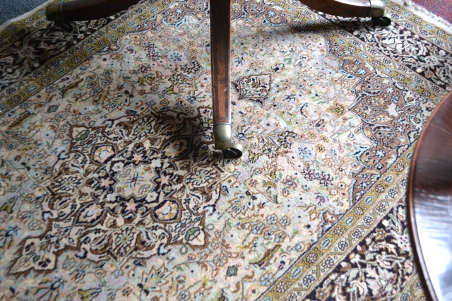 Discover our selection of Victorian mahogany breakfast tables, perfect for any home. Sized 120cm x 85cm x 73cm high. Shop now for your dining upgrade!