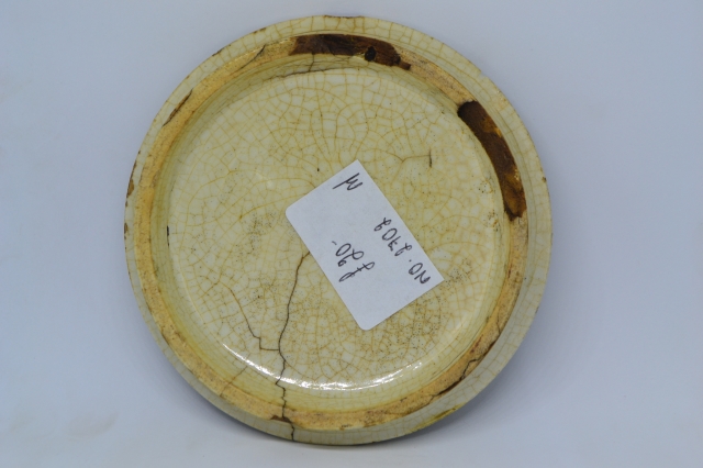 Prattware Lid 'The Wolf and the Lamb'.