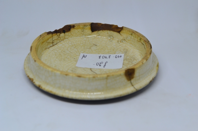 Prattware Lid 'The Wolf and the Lamb'.