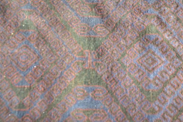 Discover our woollen rug collection, specifically this stunning 197cm x 116cm piece! Crafted for comfort and durability, order yours today and elevate your space.