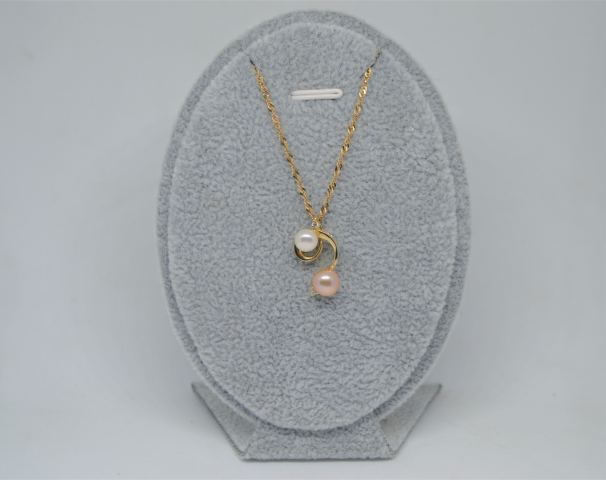 Shop our elegant 9ct Gold Two Coloured Cultured Pearl Necklace, stamped 375 & 18 inches long. Discover the brilliance of gold today. Add to cart now!