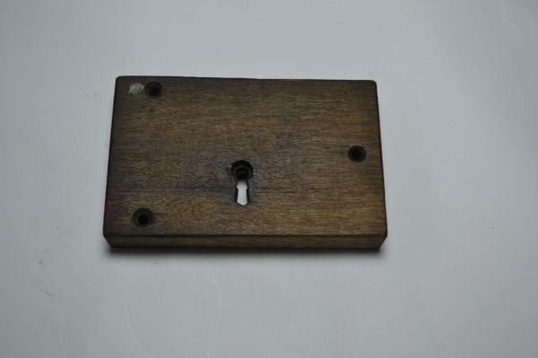 Explore our range of authentic 19th-century wood and iron locks, complete with keys. Act today to own a piece of history and enhance your collection!