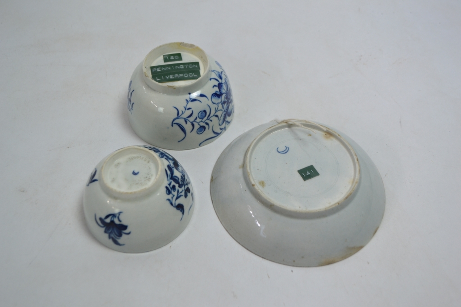 An 18th Century Worcester Underglaze Blue Teabowl and Saucer Decorated in the Mansfield Pattern,