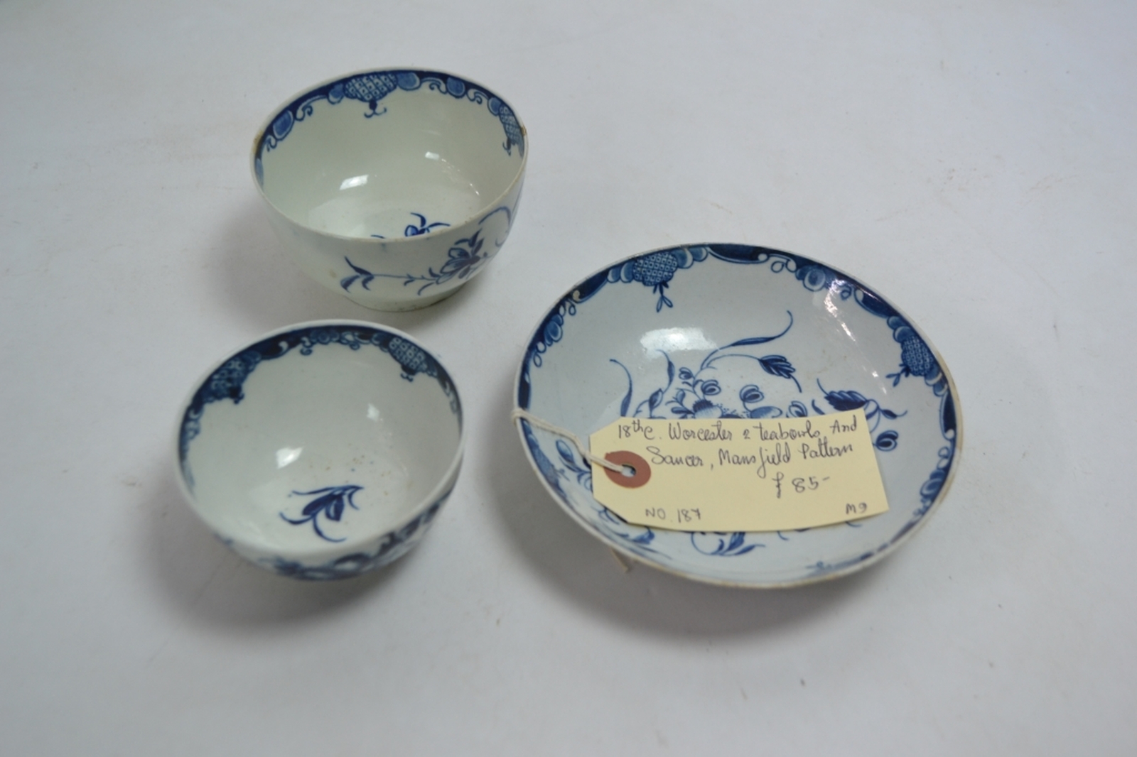 An 18th Century Worcester Underglaze Blue Teabowl and Saucer Decorated in the Mansfield Pattern,