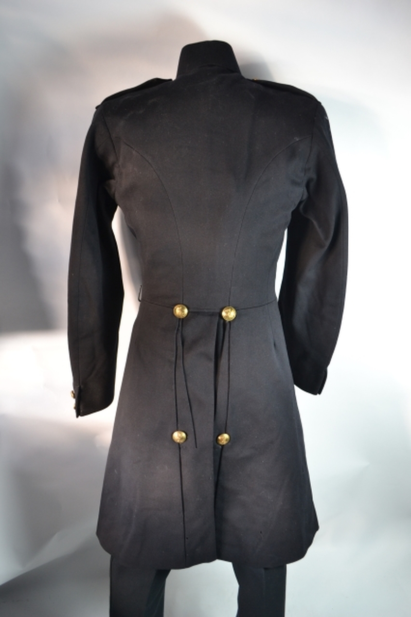Discover our exquisite range of double-breasted, dark blue melton cloth uniforms by Jones & Co. Crafted with exceptional detail, now named to Lieutenant B H Goodhart. Shop now to add history to your collection!