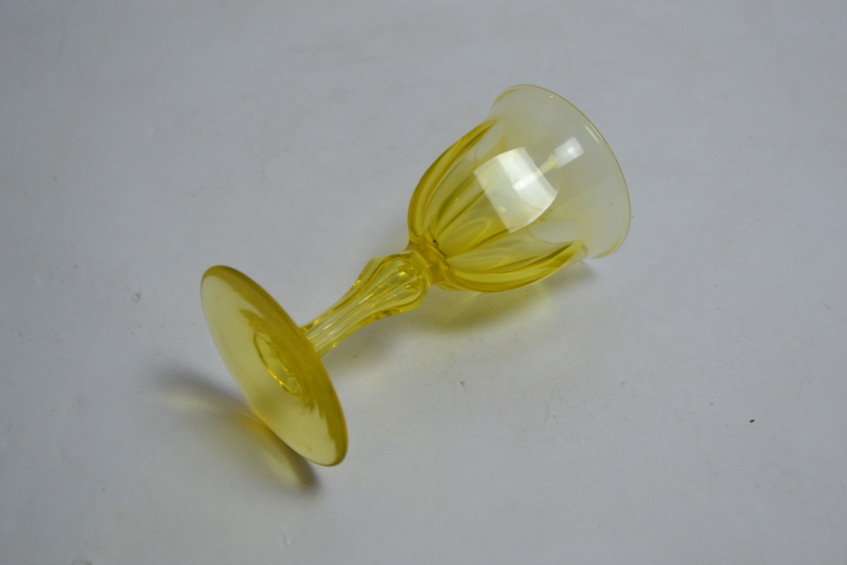 Antique Victorian Vaseline Citrine Wine Glass