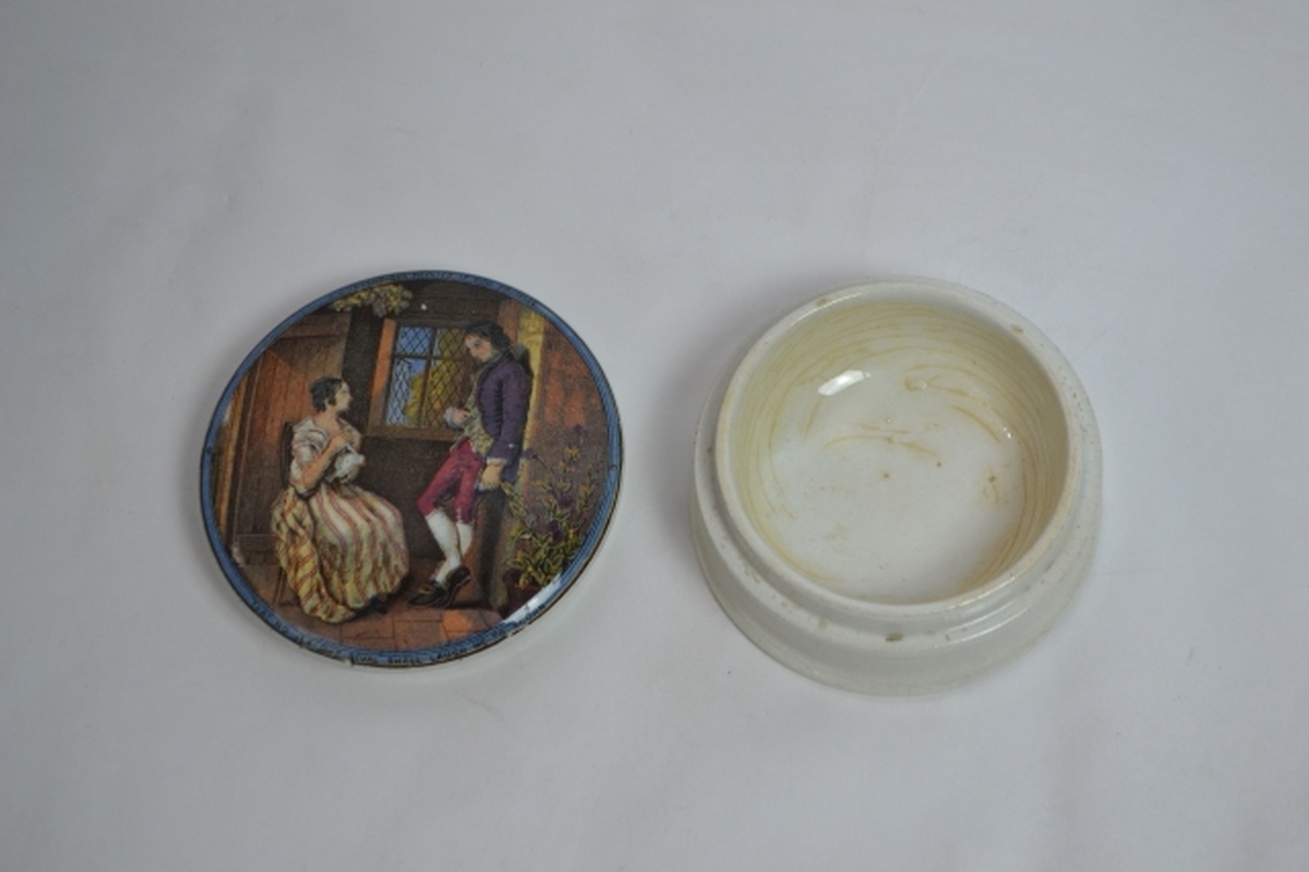 Discover our range of Prattware pots with exclusive designs. Act fast and style your space with these unique, high-quality pieces. Start shopping now!