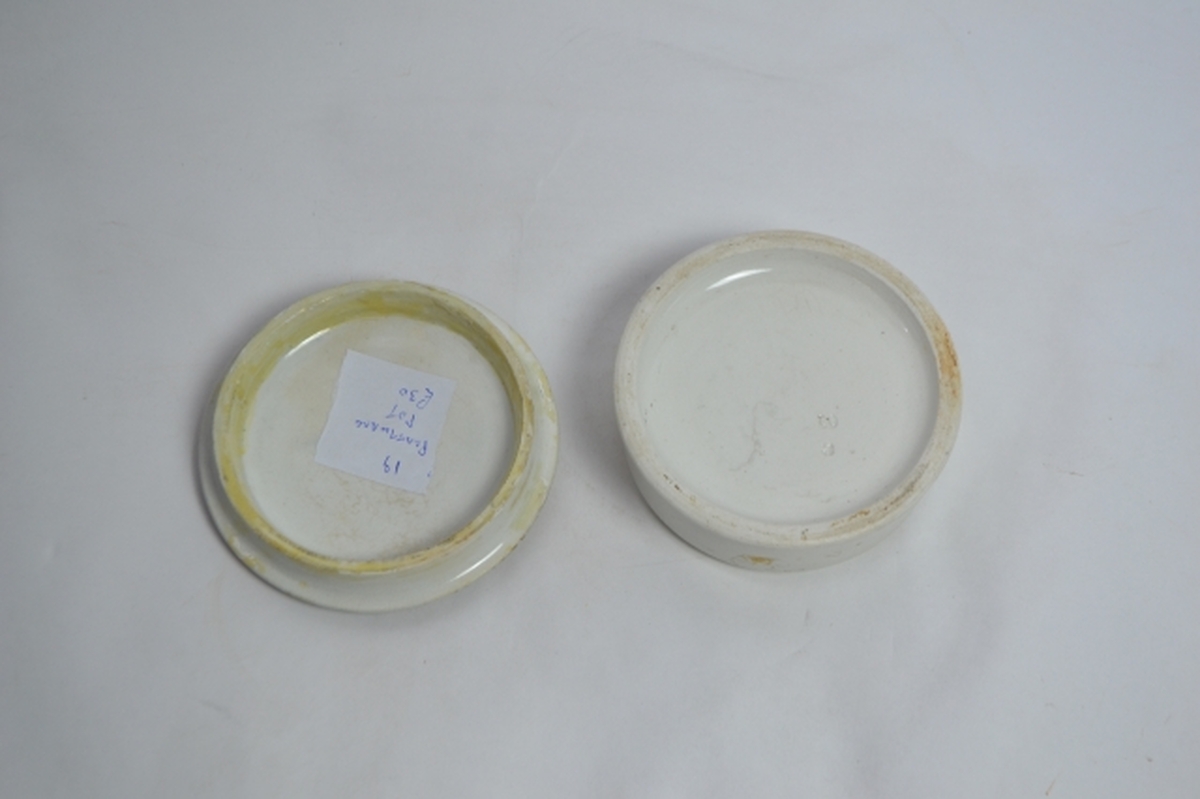 Discover our range of Prattware pots, featuring the captivating 'Hide and Seek' design. Explore detailed specifications, make a purchase today and accent your décor.