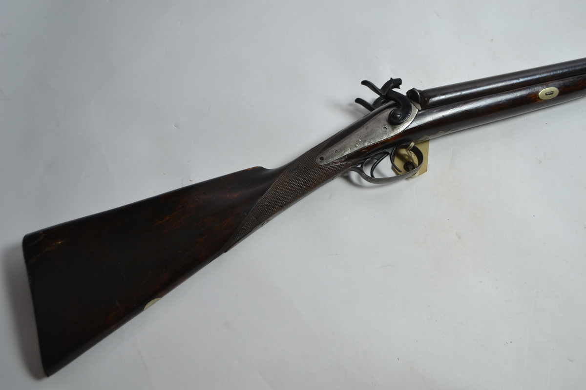 12 Gauge Smooth Bore Double Barrel Shotgun