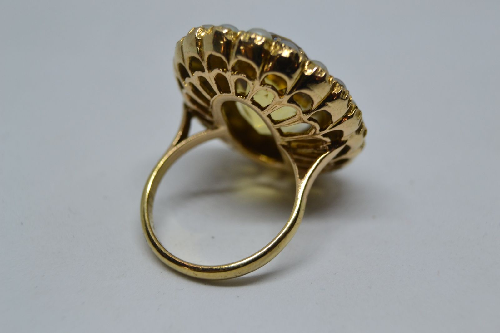 Explore our range of vintage gold rings! This 9ct gold, citrine and pearl cluster ring hailing from 1967 awaits. Unique in its design and superb in quality. Don't miss. Shop Now!