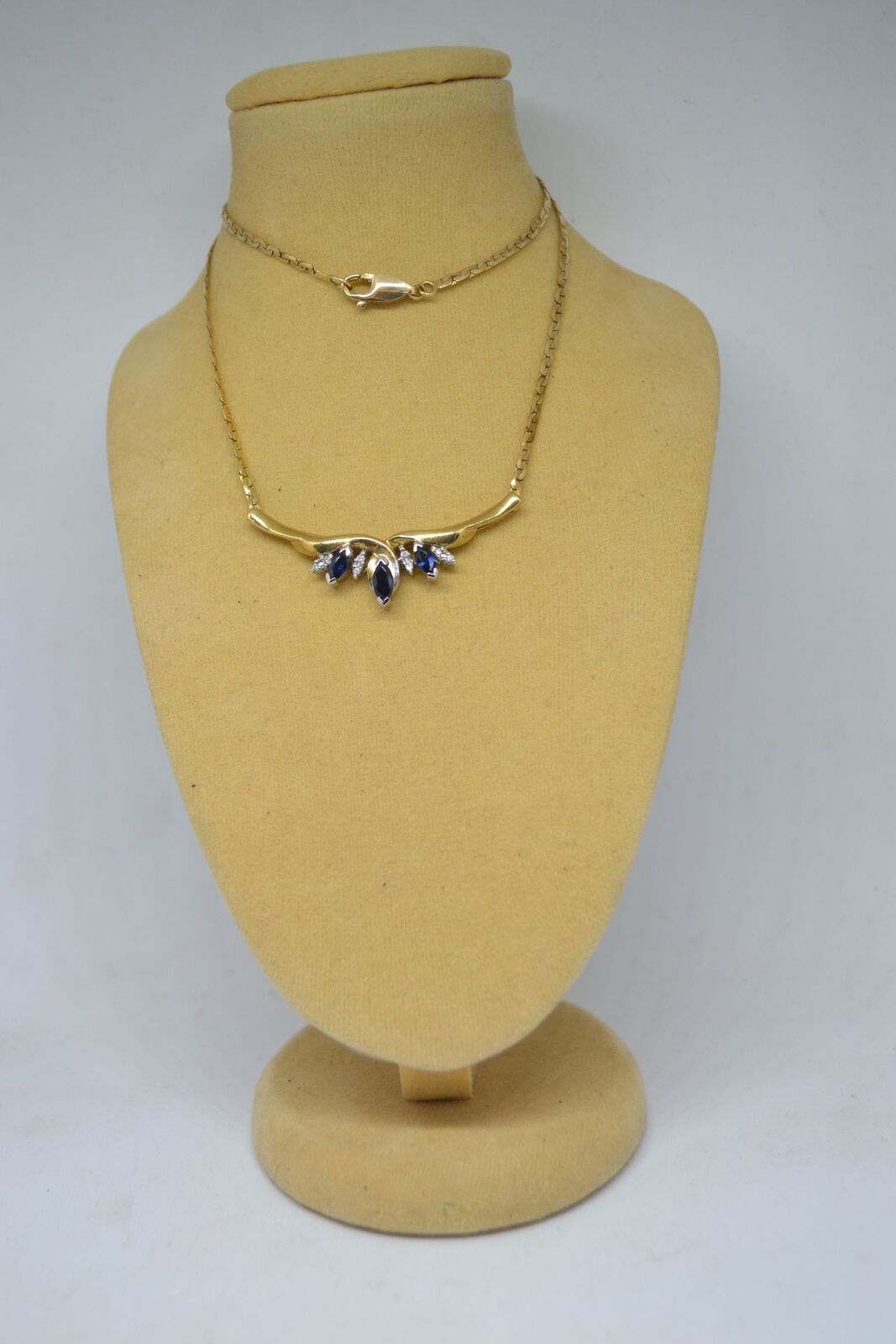 Explore our collection of sapphire and diamond necklaces. This 9k stamped, 40cm piece with dazzling marquise sapphires awaits you. Buy now!