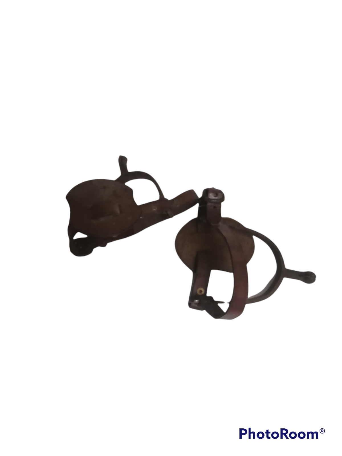 Explore our selection of WW1/WW2 Officers private purchase spurs. High-quality, historic items. Click now to find the perfect addition for your collection.