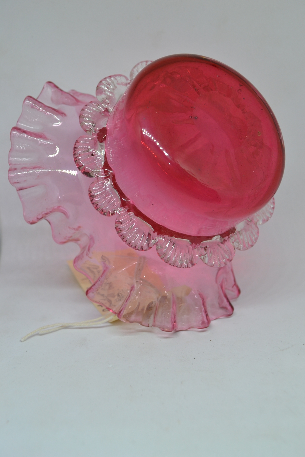 Discover our late 19th century crimped frill glass bowl. Handpicked for its timeless elegance, it promises a vintage charm. Don't miss out, shop now!