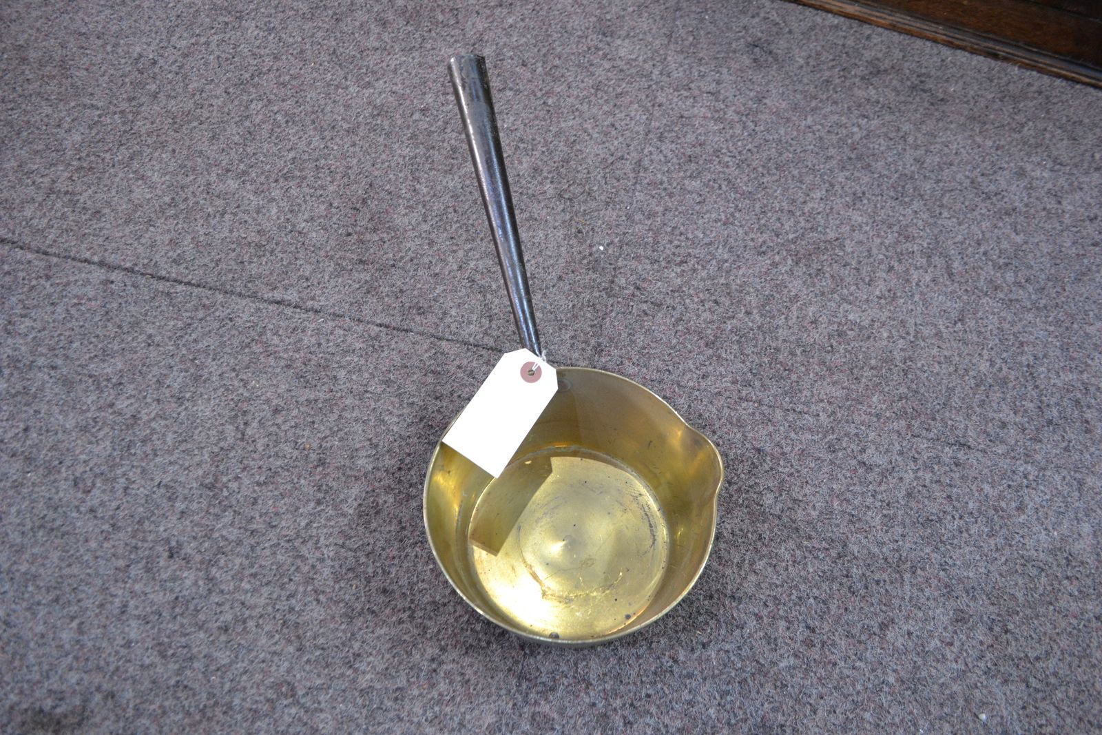 Discover our high-quality 18cm brass pans. Made for perfection, ensuring long-lasting use. Shop now and upgrade your kitchenware with us today!