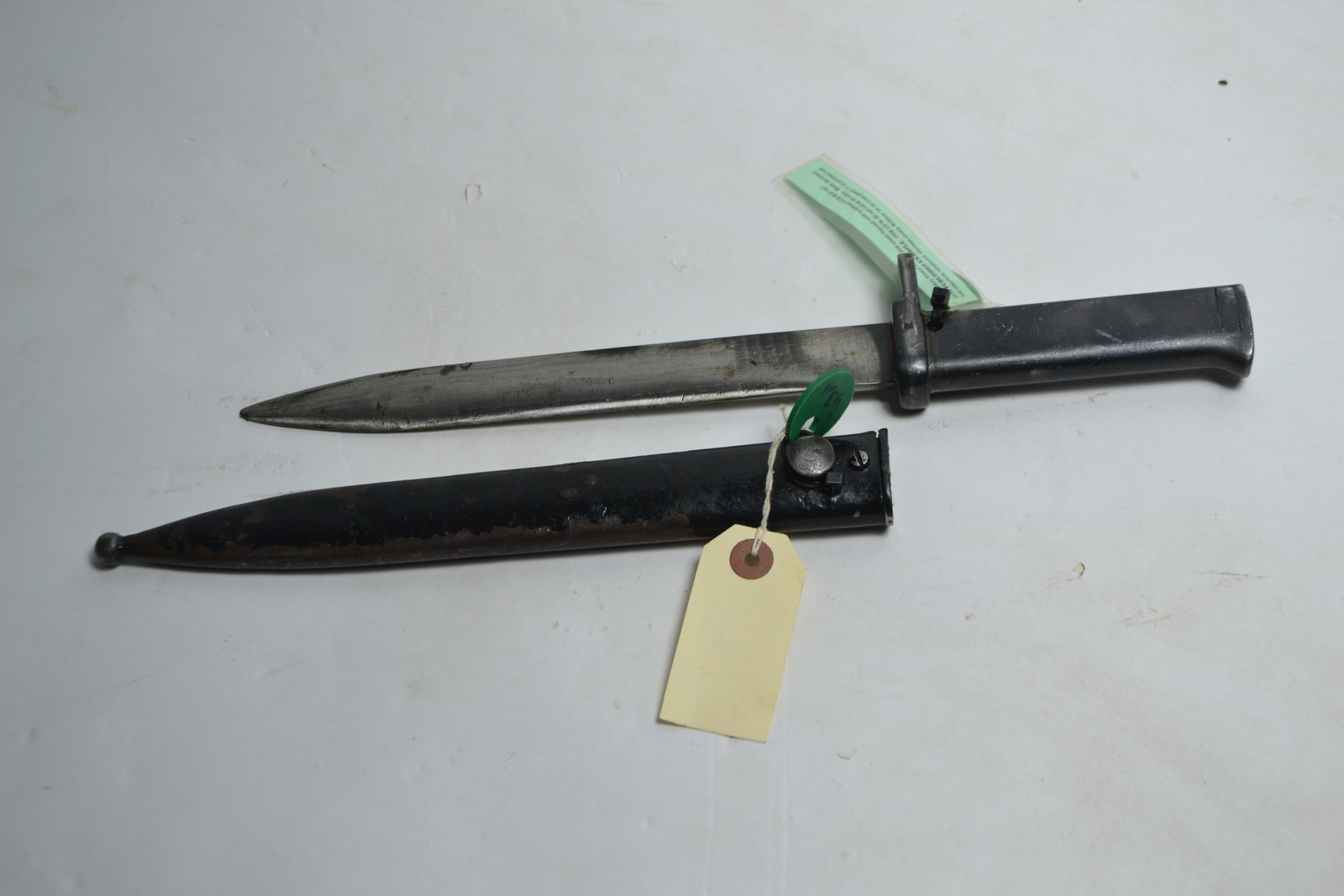 Explore our collection of authentic Turkish Ersatz bayonets, including models for Gew 88 and Gew 98. World War relics with stunning detailing, shop now!