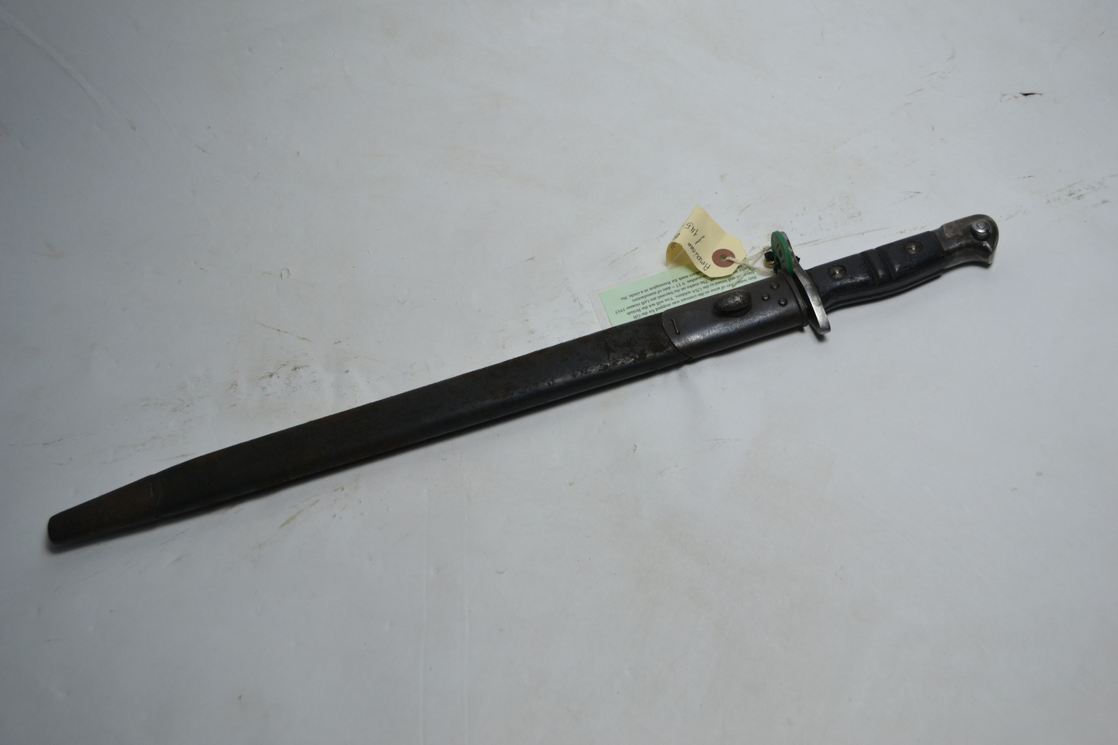 Explore our unique collection of WW1 UK bayonets, now part of the US war archives. Discover the historical Remington pieces manufactured in September 1917. Shop now!