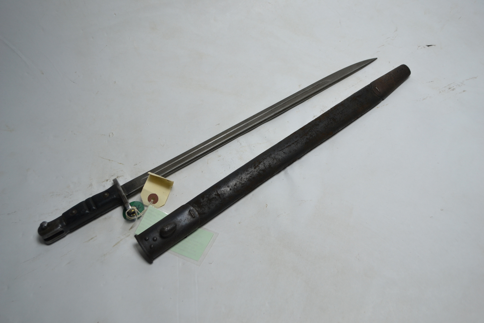 Explore our unique collection of WW1 UK bayonets, now part of the US war archives. Discover the historical Remington pieces manufactured in September 1917. Shop now!