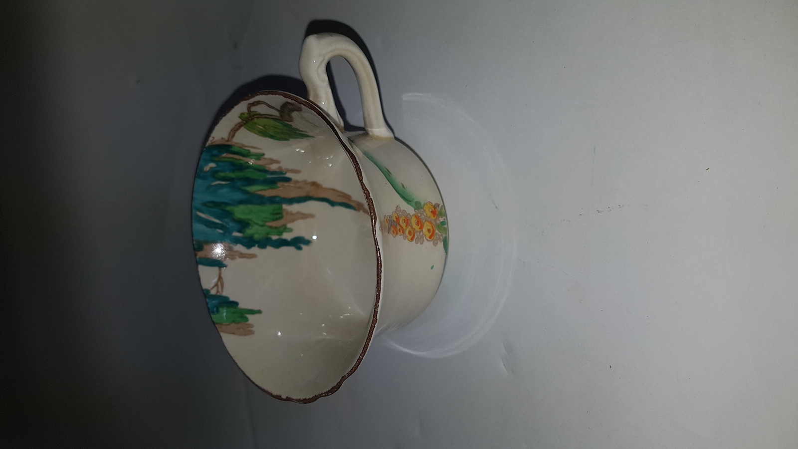 An Early Set Of Duo Tea Cup Designed By Clarice Cliff