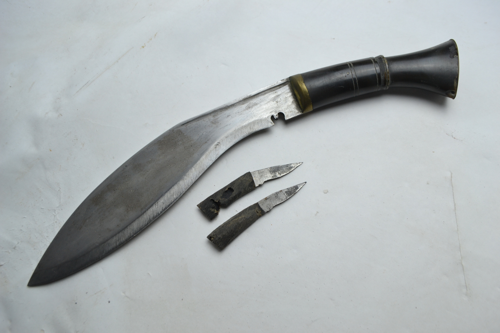 20th Century Horn Handled Kukri in Sheath