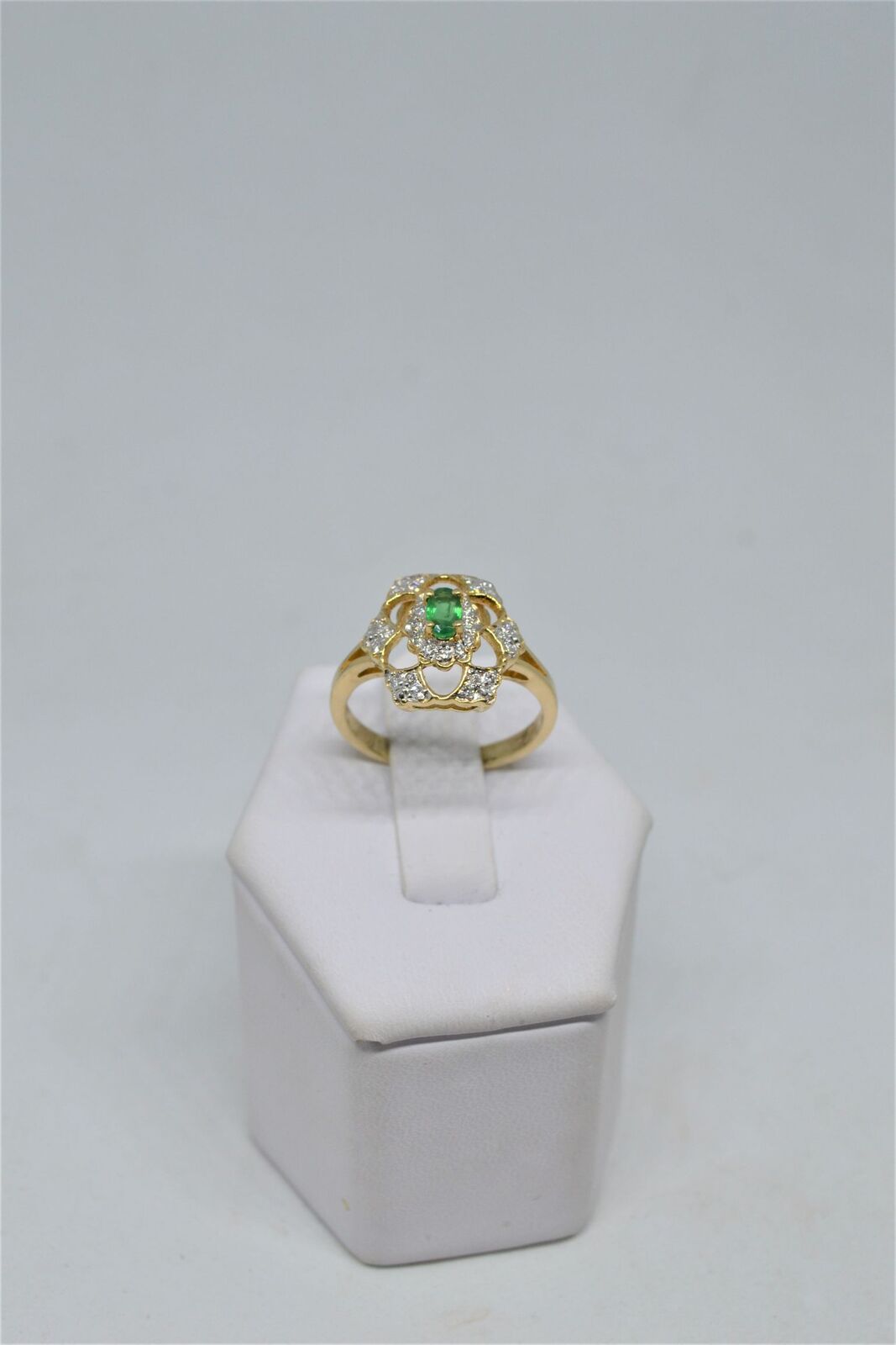 A 14ct Gold 'Emerald Lace' Ring.
