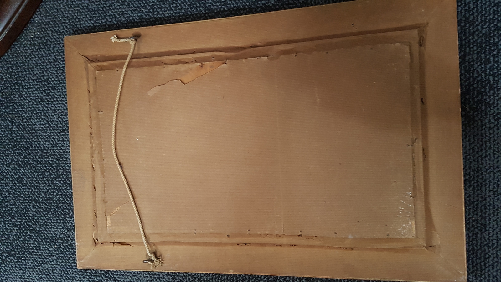 Discover our collection of early 20th century watercolour art! This unsigned, glazed riverside landscape (30 x 45 cm) awaits you. Explore now!