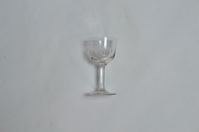 Explore our collection of premium Victorian wine glasses. Handcrafted, unique designs, perfect for your table. Shop now and elevate your dining experience!