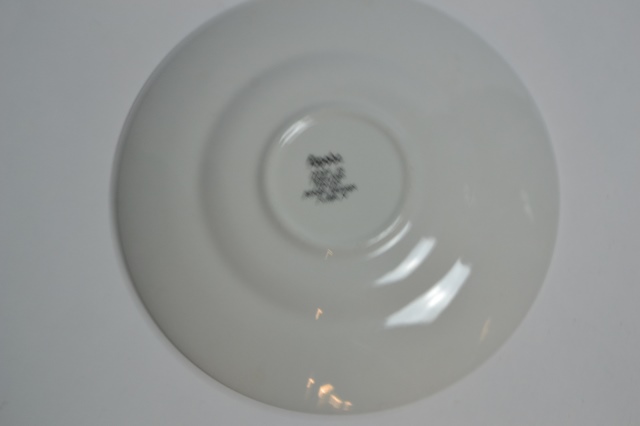 Discover our range of Spode Blue Italian saucers in various sizes perfect for your home. Shop now and style your dining with a classic touch.