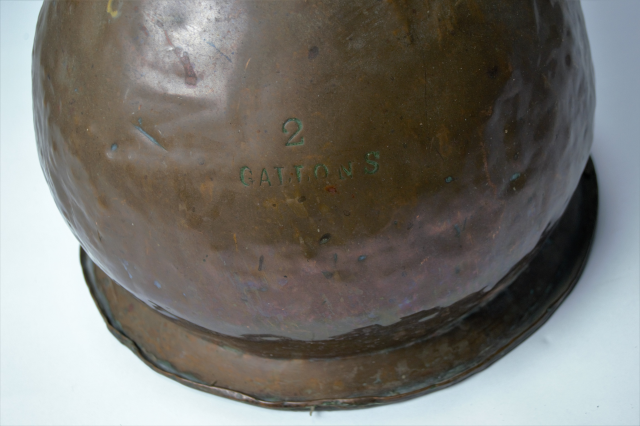 Discover our Early 19th c. Two Gallon Copper Hay Stack Jug, 29 cm high. Explore the antique heritage in design. Shop now for timeless elegance!